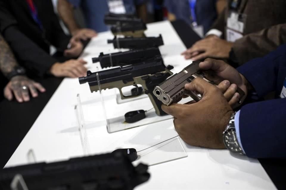 Más de la mitad de las armas relacionadas a actividades criminales que son recuperadas y rastreadas en América Central provienen de Estados Unidos.