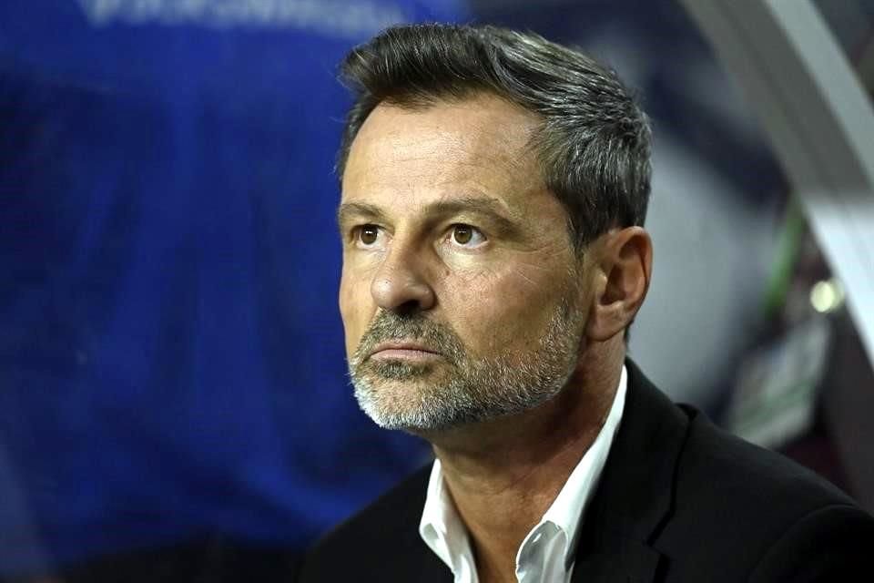 Diego Cocca sabe que la Selección Mexicana necesita ayuda.