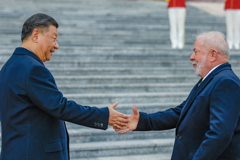 El Presidente de China se reunió con su homólogo brasileño Luiz Inácio Lula da Silva el 14 de abril.