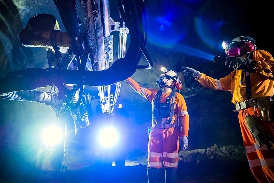 El sindicato FRENTE es dirigido por Carlos Pavón Campos.