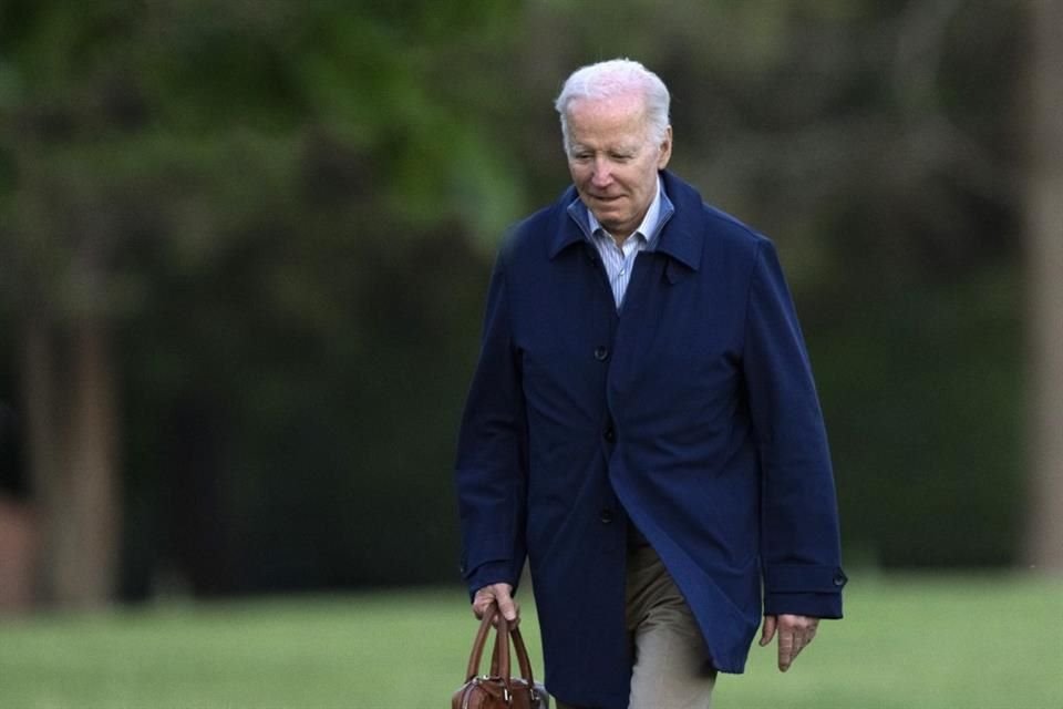 El Presidente Joe Biden llegando a una instalación militar el 23 de abril del 2023.