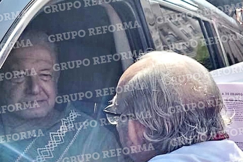 Tras sentirse mal, AMLO salió de su hotel en Mérida, canceló su gira y regresó a la CDMX.