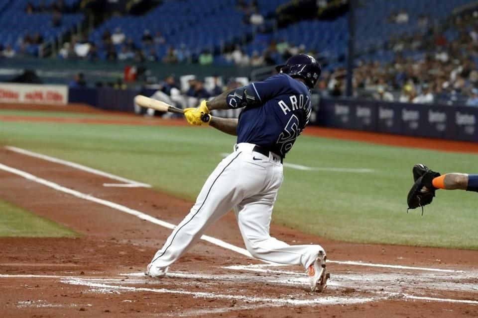 Randy Arozarena se fue con dos producidas y comandó a la ofensiva de Tampa Bay en su triunfo #14 como local en la campaña.