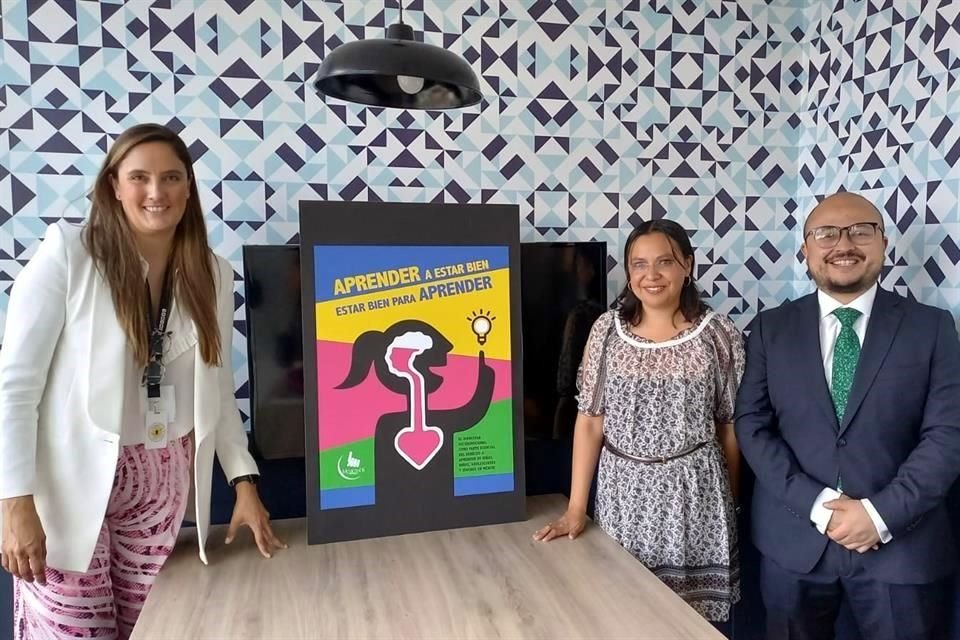 Los estudiantes con las notas más bajas en materias como lectura y matemáticas también presentan más estrés, ansiedad, depresión.