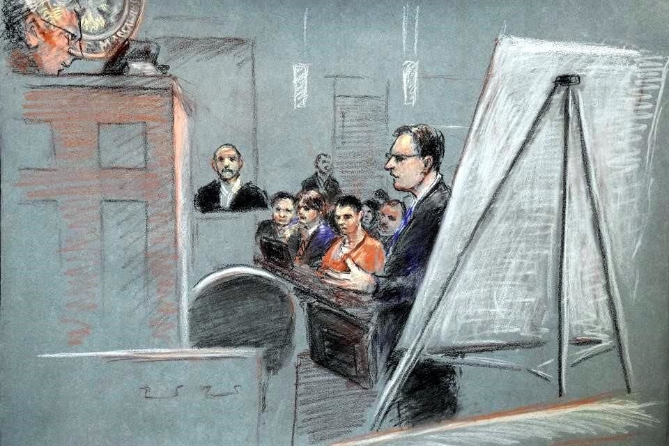 Dibujo de una audiencia de detención que muestra a Jack Teixeira mientras su abogado habla, el 27 de abril del 2023.