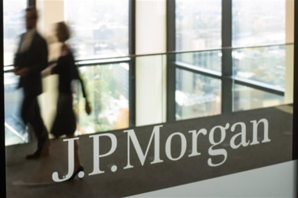 JPMorgan tiene alrededor de 300 mil empleados a nivel mundial.