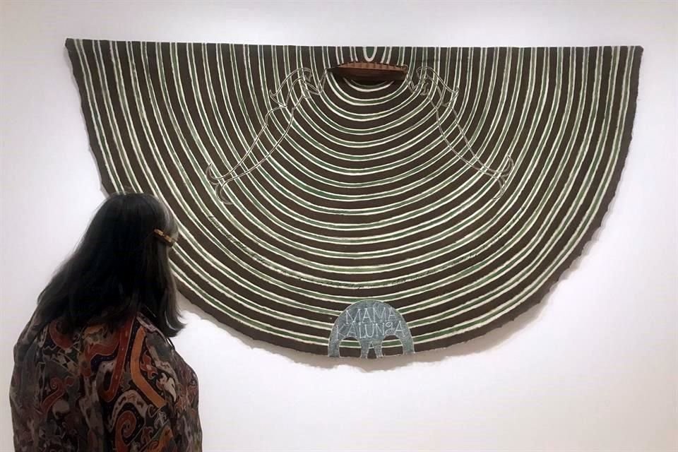 'Mamá Kalunga (1992)', obra del pintor cubano José Bedia, también forma parte de la muestra 'Chosen Memories (Historias escogidas)', que estará abierta hasta principios de septiembre en el MoMa.