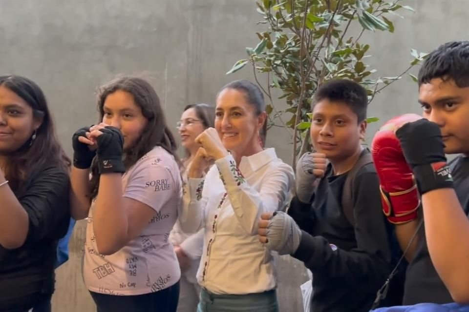 La segunda clase de box masiva en el Zócalo de la Ciudad de México se realizará, el próximo 17 de junio, con el objetivo de conservar el Récord Guinness.