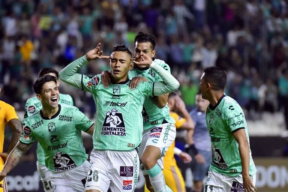 Apenas al minuto 14, León ya ganaba 2-0 el partido.