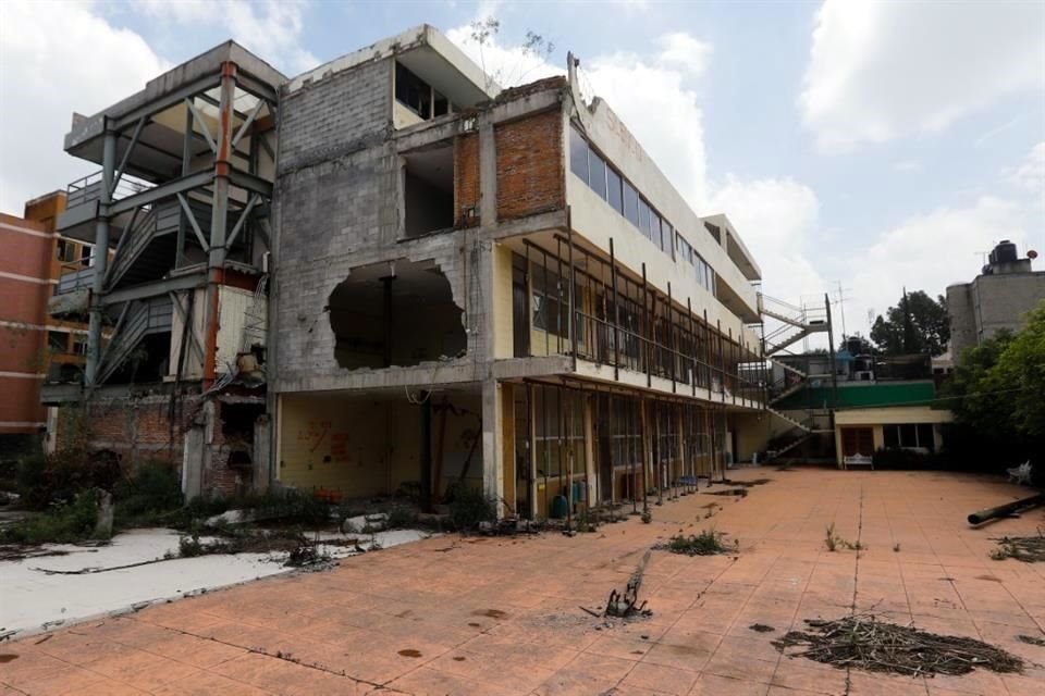 Claudia Sheinbaum, Jefa de Gobierno, mencionó que el predio donde estaba el Colegio Rébsamen podría ser utilizado para cuestiones públicas.