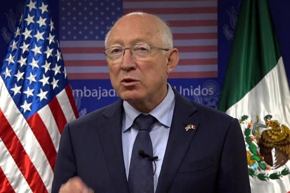 El Embajador Ken Salazar consideró que el Congreso de EU debe actuar para aportar soluciones que permitan una migración ordenada y segura.