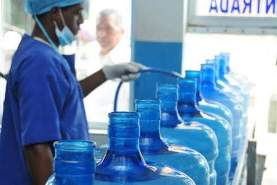 Alertan por agua de consumo contaminada en México