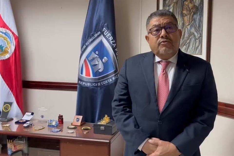 El Gobierno de Costa Rica anunció la salida del Ministro de Seguridad Pública Jorge Torres.