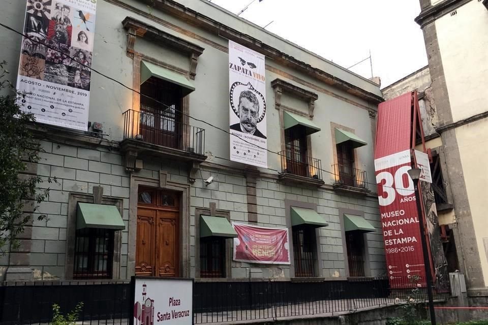 El Museo Nacional de la Estampa es un ejemplo de un recinto que ocupa un inmueble patrimonial, lo que dificulta su adaptación a normas de sustentabilidad ambiental.