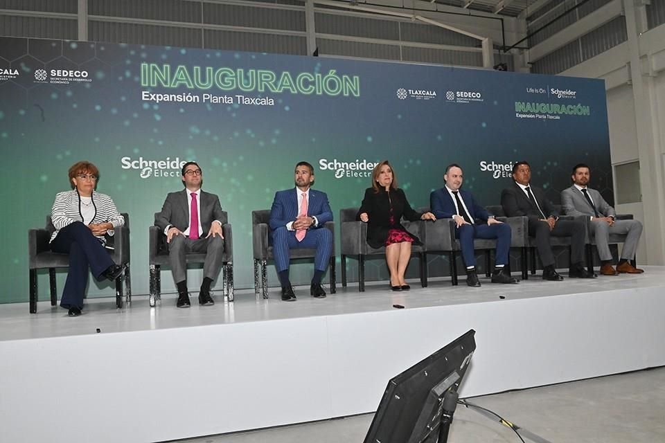 Inauguración de la expansión de la central de producción de Schneider Electric Tlaxcala.