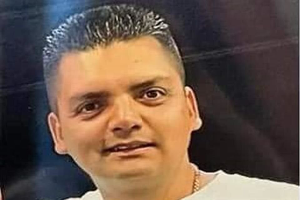 Desde el jueves, familiares buscan a César Becerra Estrada, desaparecido cuando llegaba a un gimnasio de box en la Colonia La Cima.