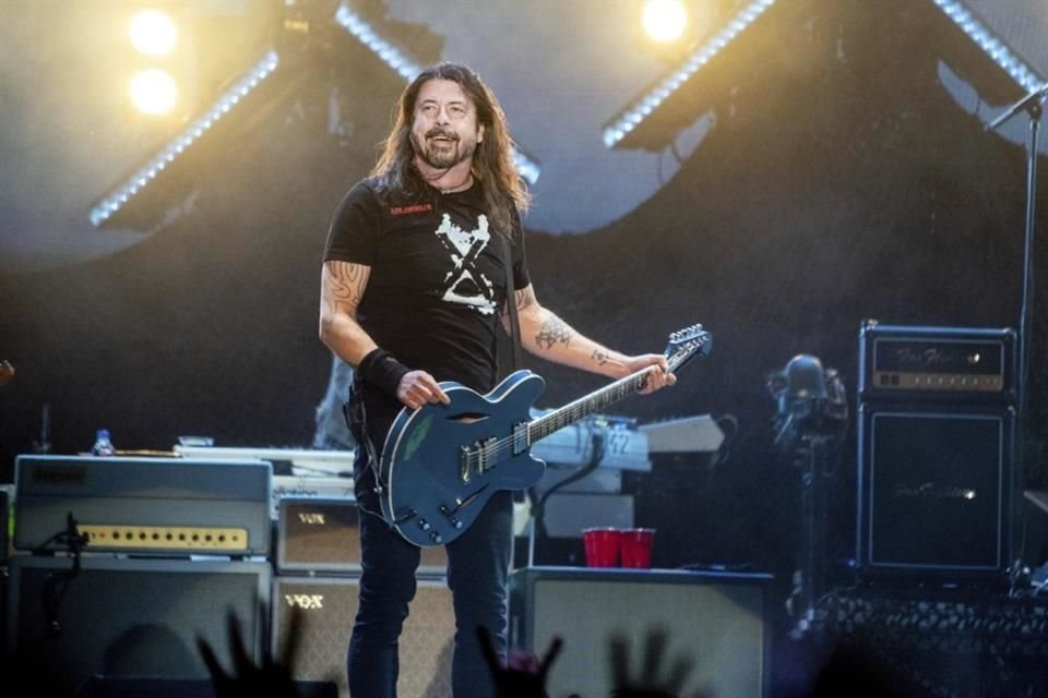 Los Foo Fighters acaban de lanzar una nueva rola, a la vez que tocaron por primera vez con su nuevo baterista, Josh Freese, en Estados Unidos.