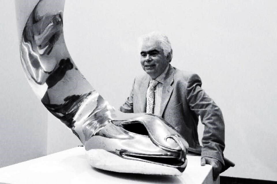 La madrugada de este jueves falleció el escultor y pintor Víctor Manuel Contreras a los 81 años.