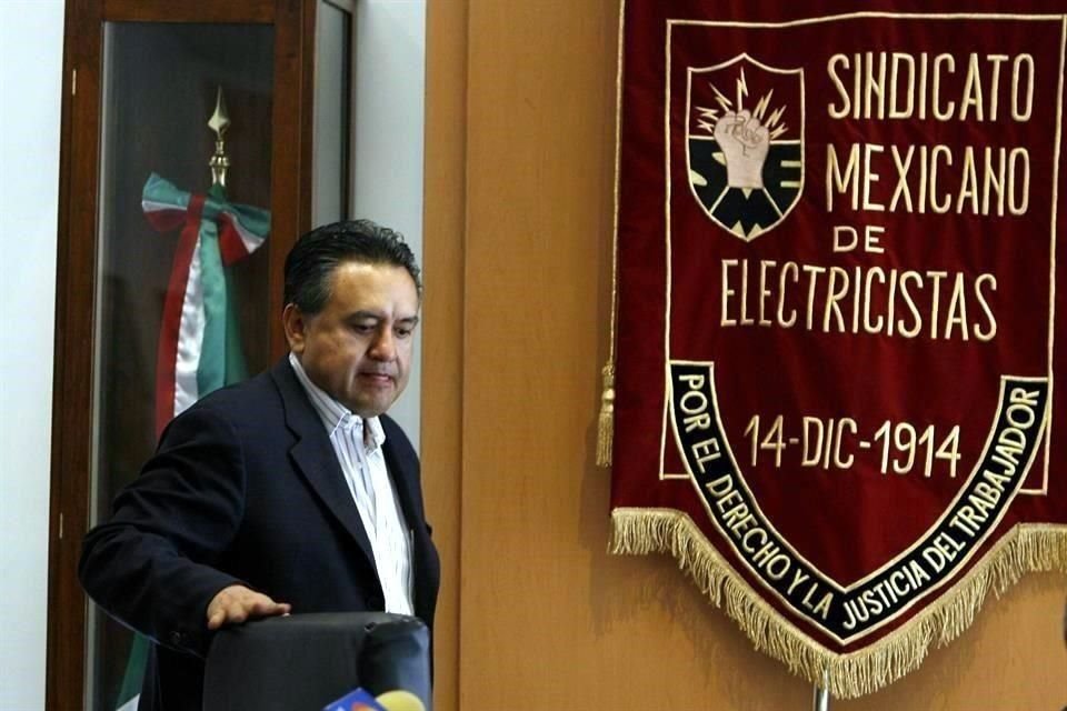 Presuntamente, el líder del Sindicato de Electricistas creó un conglomerado de empresas que le han permitido enriquecerse por más de una década.