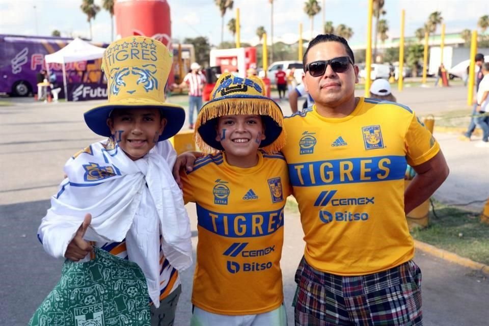 Observa las postales de la Final de ida entre Tigres y Chivas desde el Universitario.