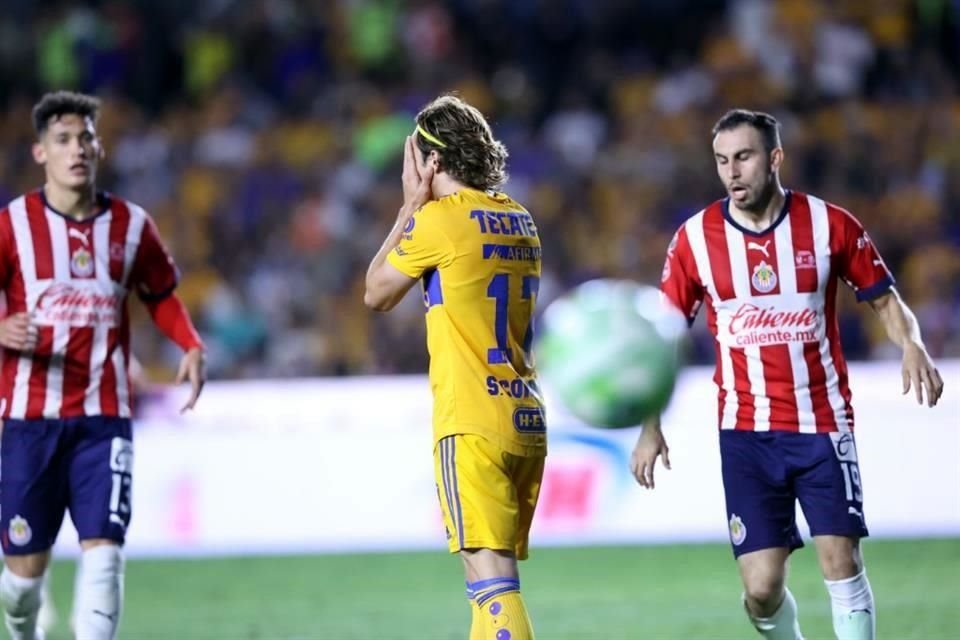 Las imáganes del segundo tiempo que finalizó 0-0 entre Chivas y Tigres.