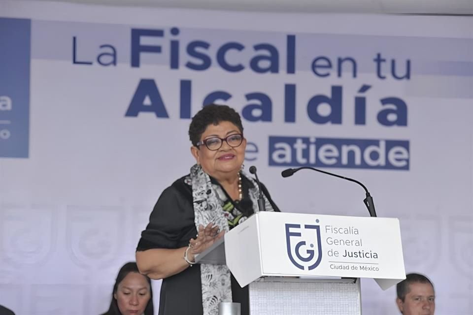 'Con toda responsabilidad y compromiso les informo que voy a comunicarle al Consejo mi decisión de someterme al proceso de ratificación', expresó la Fiscal, Ernestina Godoy.