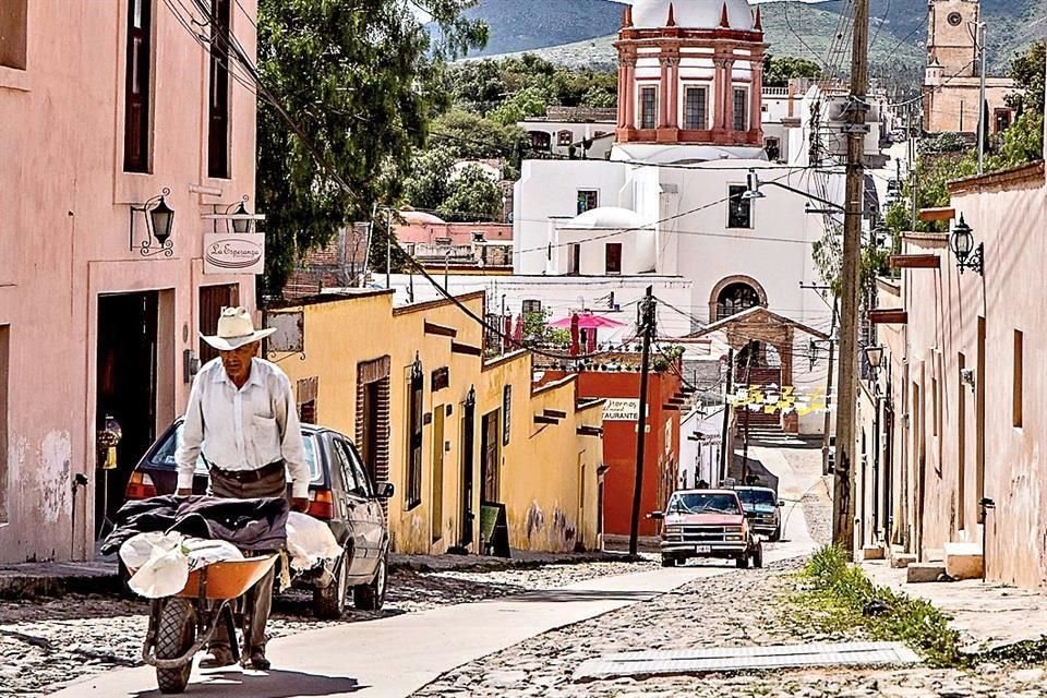 Planea un verano en el que realices un viaje diferente y lleno de vivencias como a San Luis Potosí, Tabasco, Chiapas o Guanajuato.