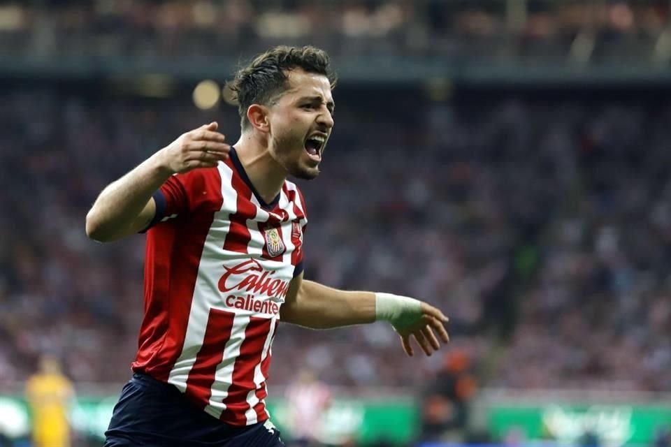 Chivas tuvo ventaja de 2-0, pero se encerró y Tigres le dio la vuelta.