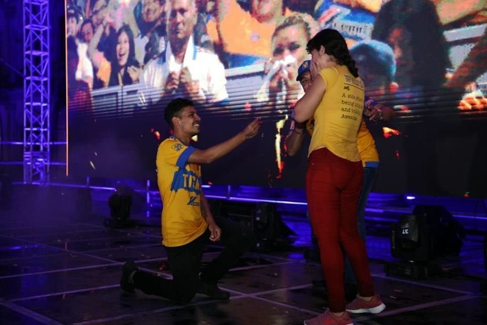 Así celebró la afición de Tigres en la Macro tras el silbatazo final que marcó la octava estrella de Tigres.