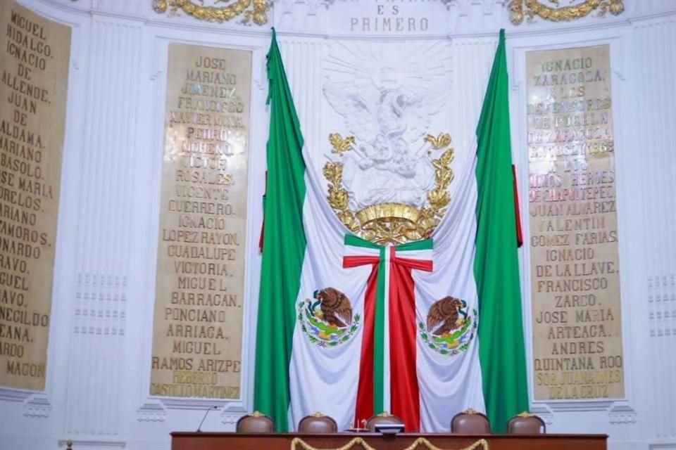 De acuerdo con el último corte del sistema, la Coalición de Morena, PT y Partido Verde ganaron 27 curules, mientras que Acción Nacional y sus aliados alcanzaron seis escaños. 