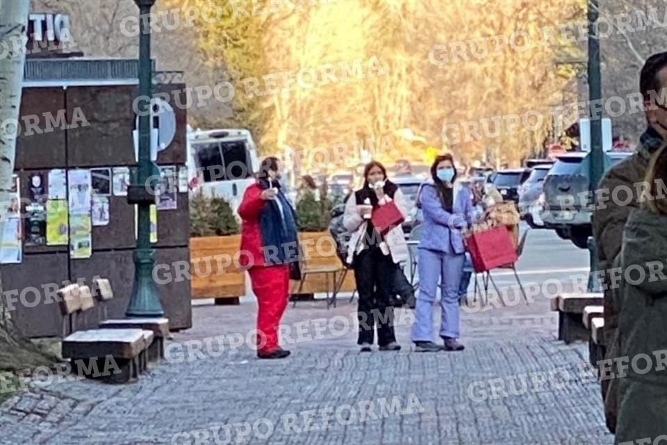 José Ramón López, hijo del Presidente AMLO, fue captado de vacaciones en un resort de Aspen, Colorado, referente de lujo.