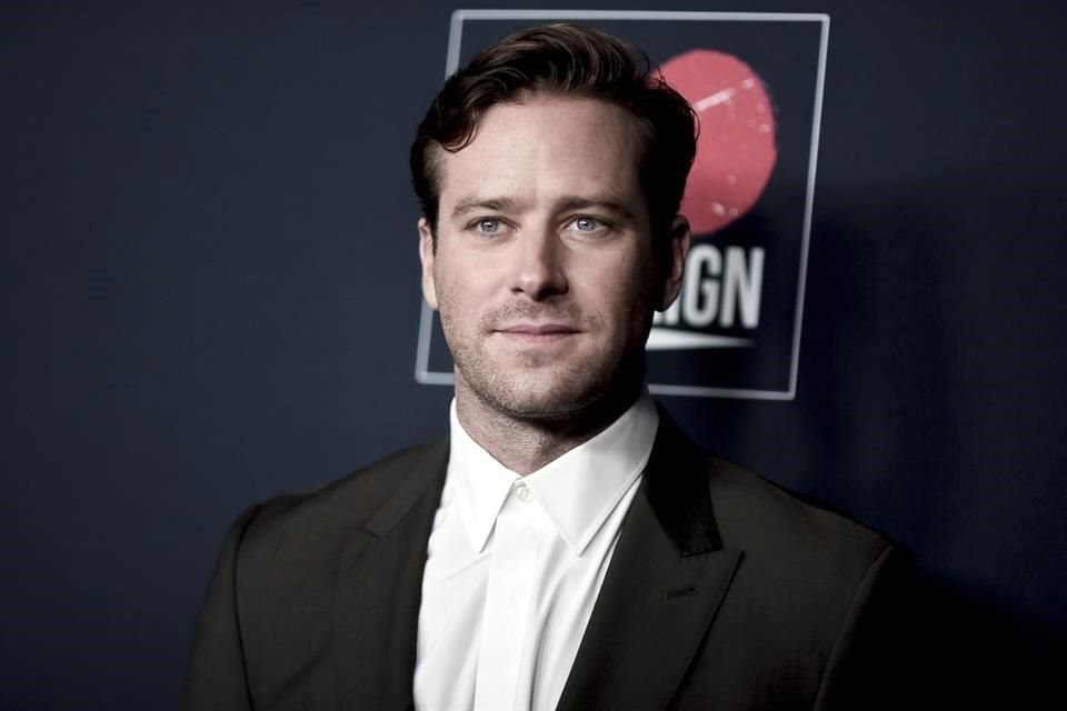 Armie Hammer renunció a su papel en la producción de Broadway, The Minutes.