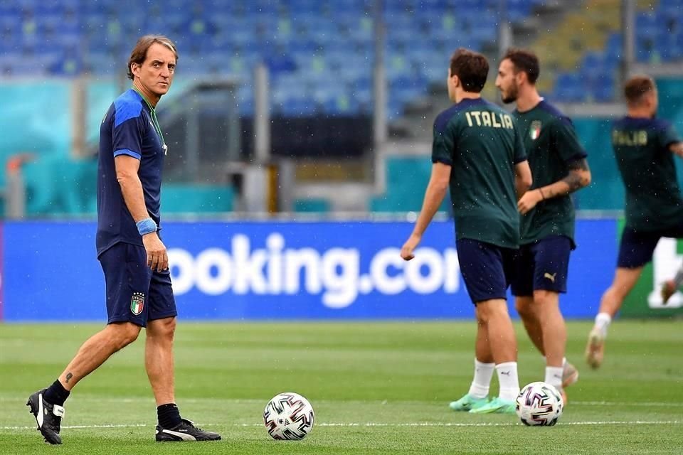 Roberto Mancini espera que su equipo inicie la Euro con una victoria ante Turquía.