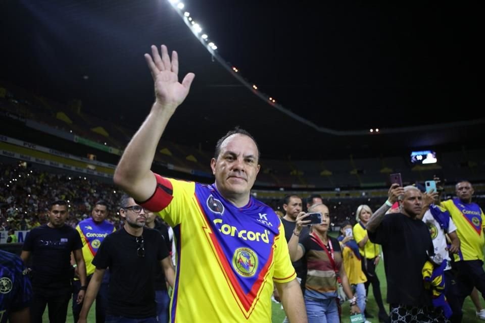 Cuauhtémoc Blanco en el Estadio Jalisco para su partido de homenaje.