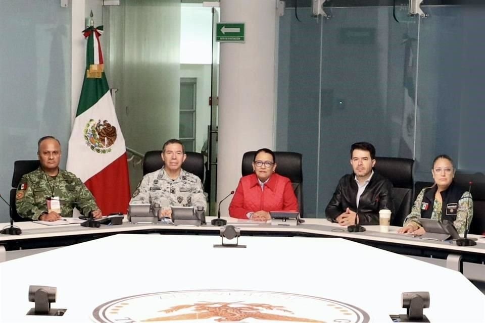 En el centro de monitoreo participan mandos de la Guardia Nacional y de la Defensa Nacional.