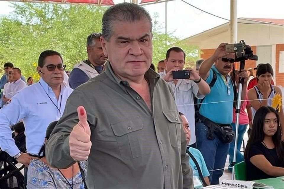 El Gobernador de Coahuila, Miguel Ángel Riquelme, aseguró que hay garantía para que la población acuda a votar con tranquilidad y seguridad.