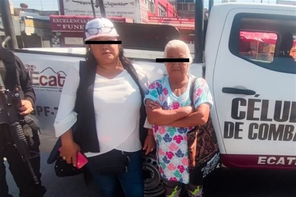 Las detenidas llevaban listas con los nombres, domicilios, claves de elector y teléfonos de habitantes.