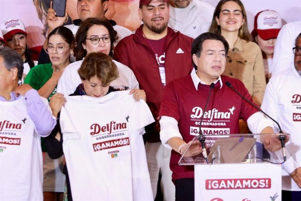 Mario Delgado, líder de Morena, advirtió a las 'corcholatas' presidenciales que en Edomex se aceptaron los resultados de encuestas internas.