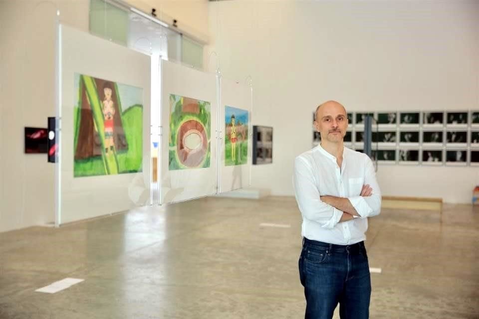 La fotógrafa creó una ONG para luchar por los derechos de los yanomami, recuerda Thyago Nogueira, curador de la muestra.