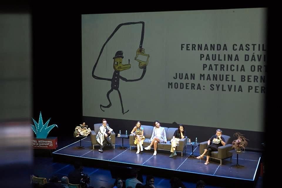 Fernanda Castillo, Paulina Dávila, Juan Manuel Bernal y Patricia Ortiz se reunieron para discutir sobre su profesión en el FICG 38.