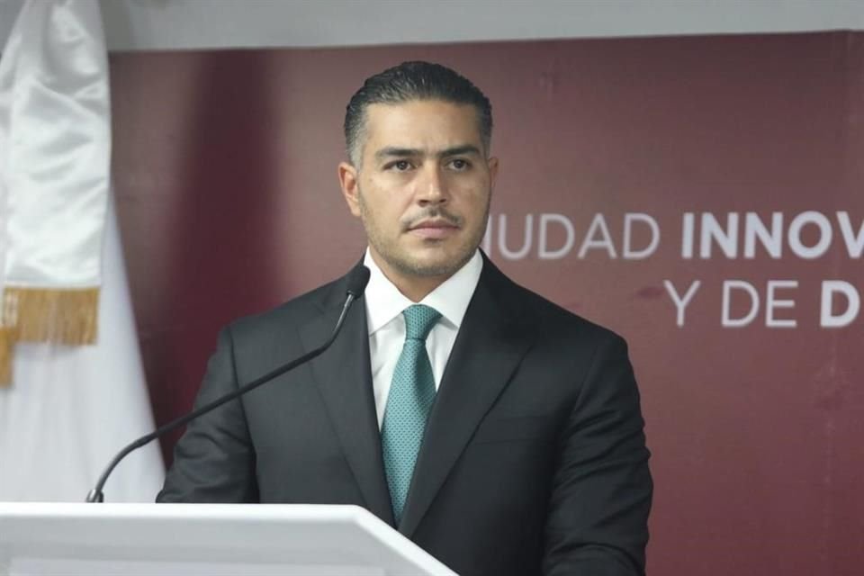 El miércoles, el ex Jefe de la Policía de la Ciudad de México anunció que buscará ser el candidato de dicho partido para contender en 2024 por la Jefatura de Gobierno. 