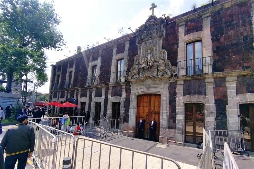 El encuentro se realiza en el Museo Kaluz del Centro Histórico.