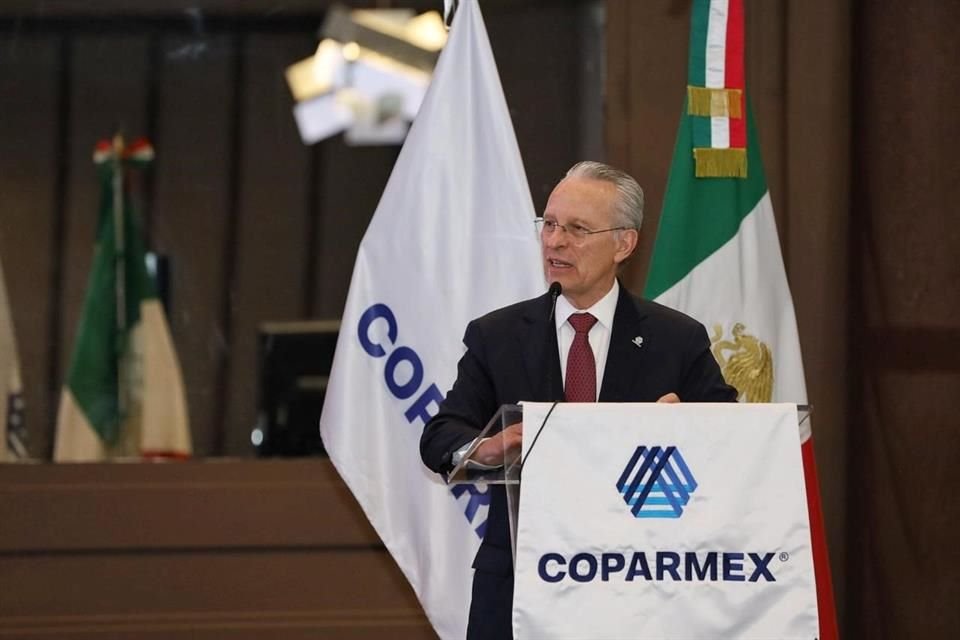 'Debemos poner sobre la mesa, la revisión del Mecanismo Laboral, tiene que ser parejo, en algún momento aceptamos someternos a esa revisión a la que no se someten las empresas en Estados Unidos y Canadá', señaló José Medina Mora, presidente de Coparmex.