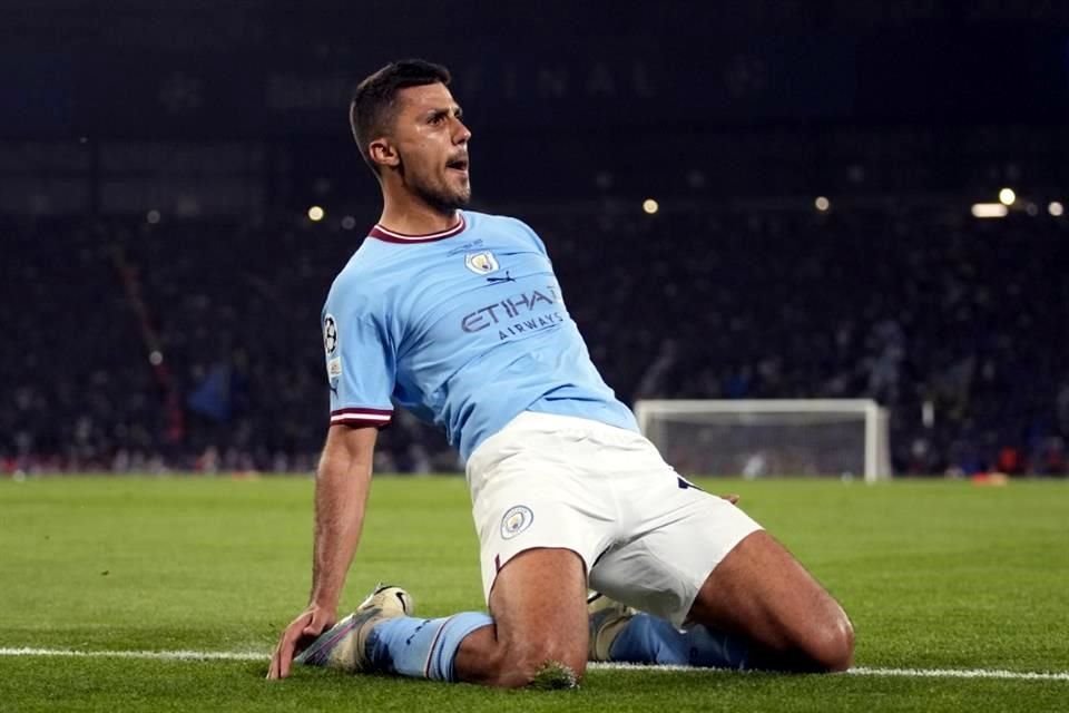 Rodri comenzó la fiesta inglesa al anotar el 1-0 al minuto 68.