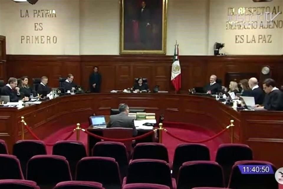 La Corte dio a entender que, en realidad, sus integrantes no perciben 'remuneraciones' mayores a las del Presidente.