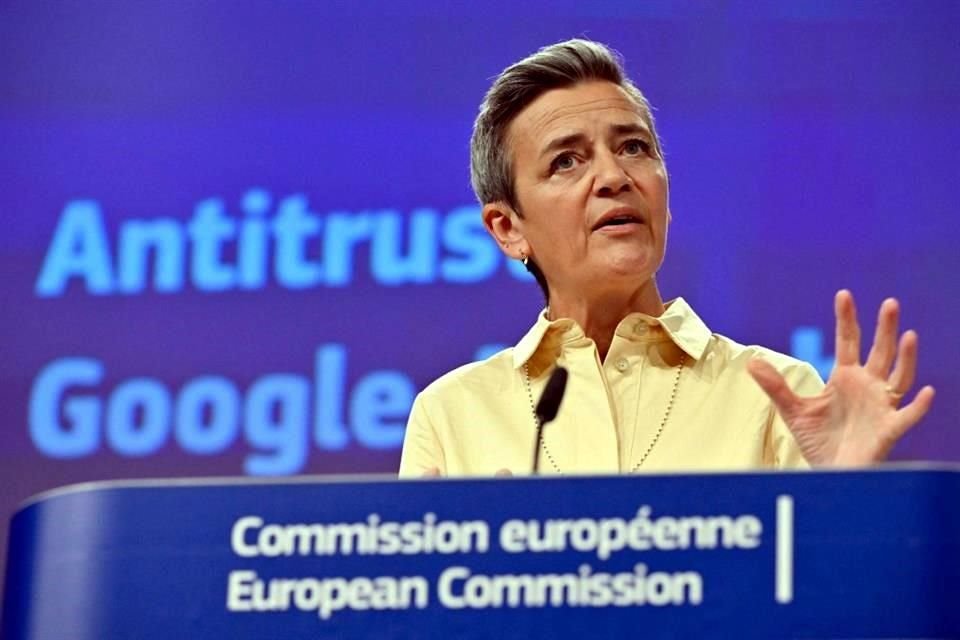 Margrethe Vestager, comisaria de Competencia de la UE, dijo que solo la desinversión obligatoria por parte de Google de una parte de sus servicios resolvería sus problemas de competencia.