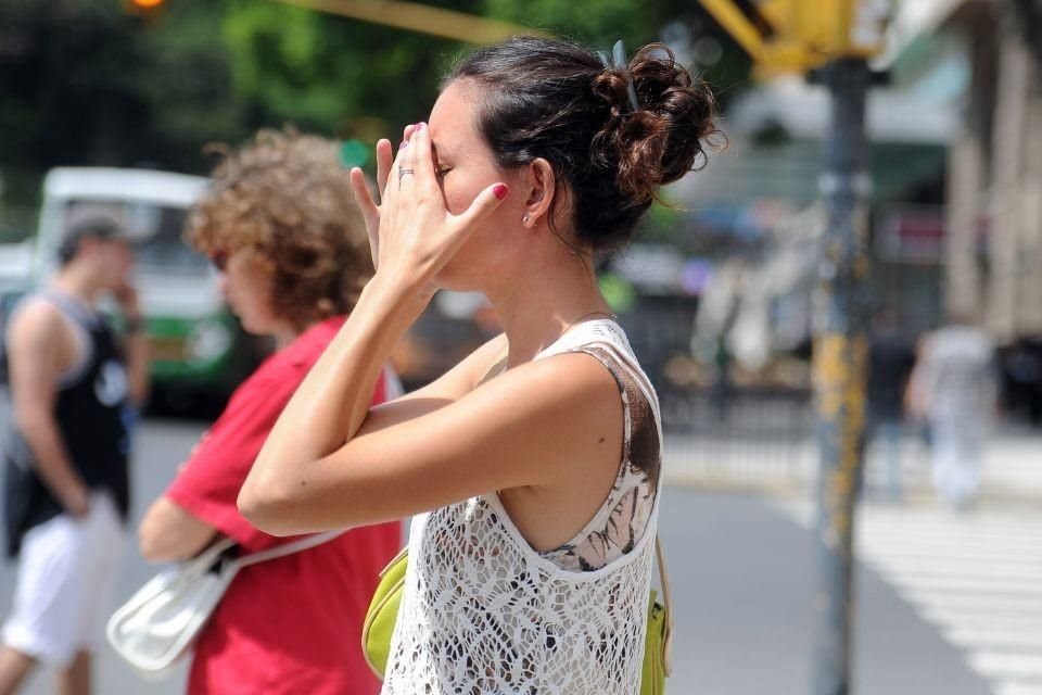 La temperatura de los primeros días de junio superó el umbral de un calentamiento de 1.5 grados centígrados, según agencia europea.