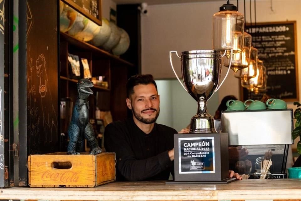 El Campeonato Mundial de Barismo está a la vuelta de la esquina y el seleccionado mexicano, Edilberto Zapata, ha elegido cuidadosamente sus granos.