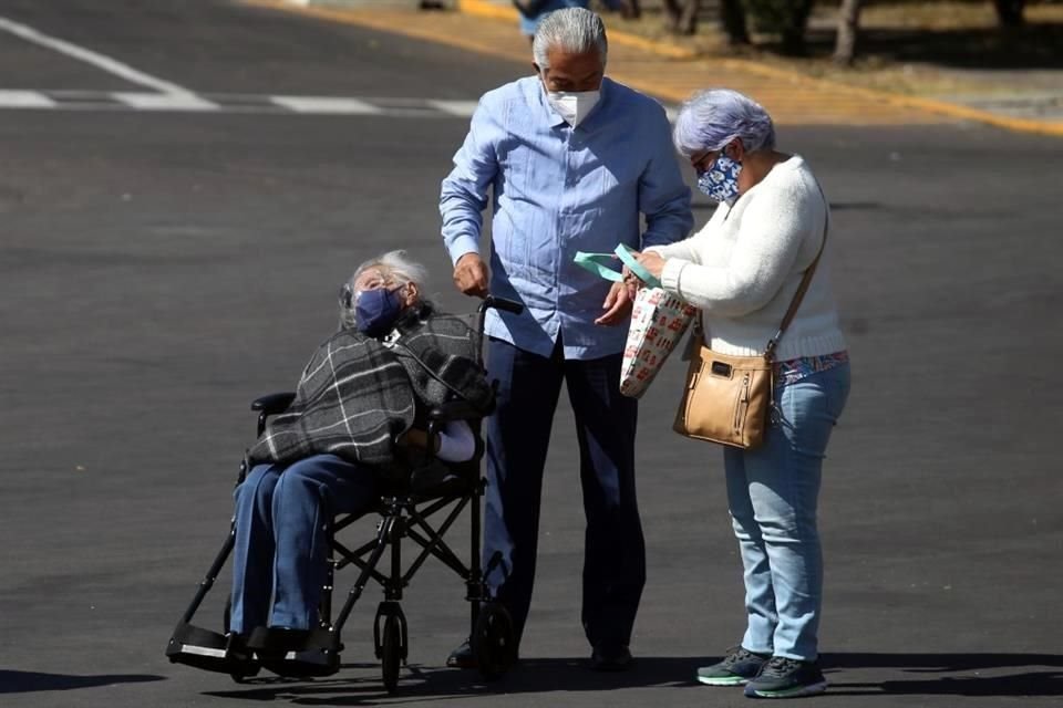 Los adultos de más de 65 años fueron quienes más perdieron su empleo durante la pandemia.