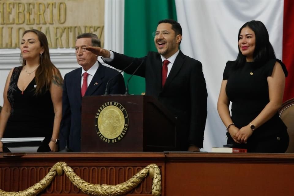 Martí Batres se convirtió en Jefe de Gobierno en el Congreso de la Ciudad de México.